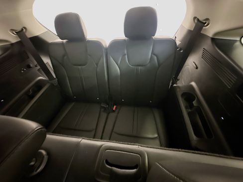 Used 2024 Kia Sorento S AWD/4WD image 34