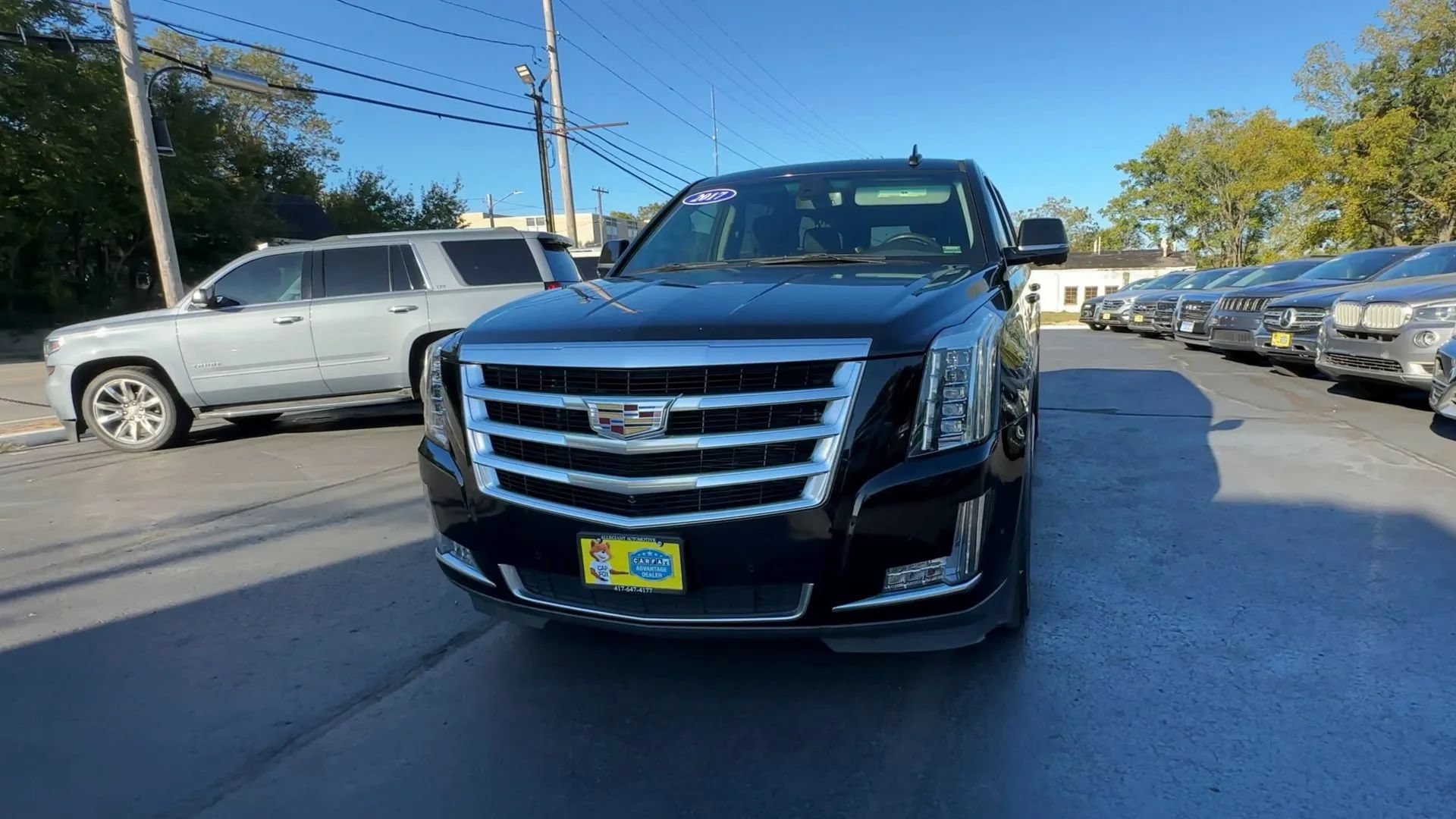 Used 2017 Cadillac Escalade ESV 4WD image 5