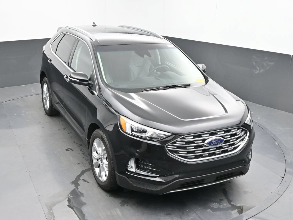 Used 2020 Ford Edge Titanium AWD/4WD image 16