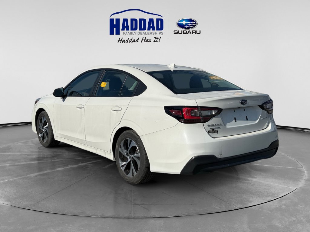 Used 2025 Subaru Legacy Premium AWD/4WD image 3