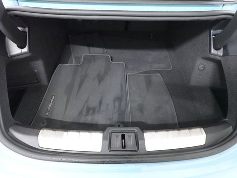 Used 2020 Porsche Taycan 4S image 28