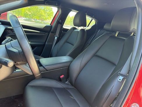 Used 2023 MAZDA MAZDA3 s FWD image 10