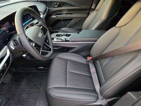 New 2025 Cadillac Lyriq Sport image 11