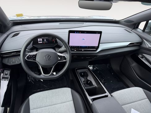 Certified 2025 Volkswagen ID.4 Pro RWD image 15
