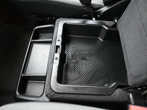 Used 2022 RAM 1500 Big Horn image 30