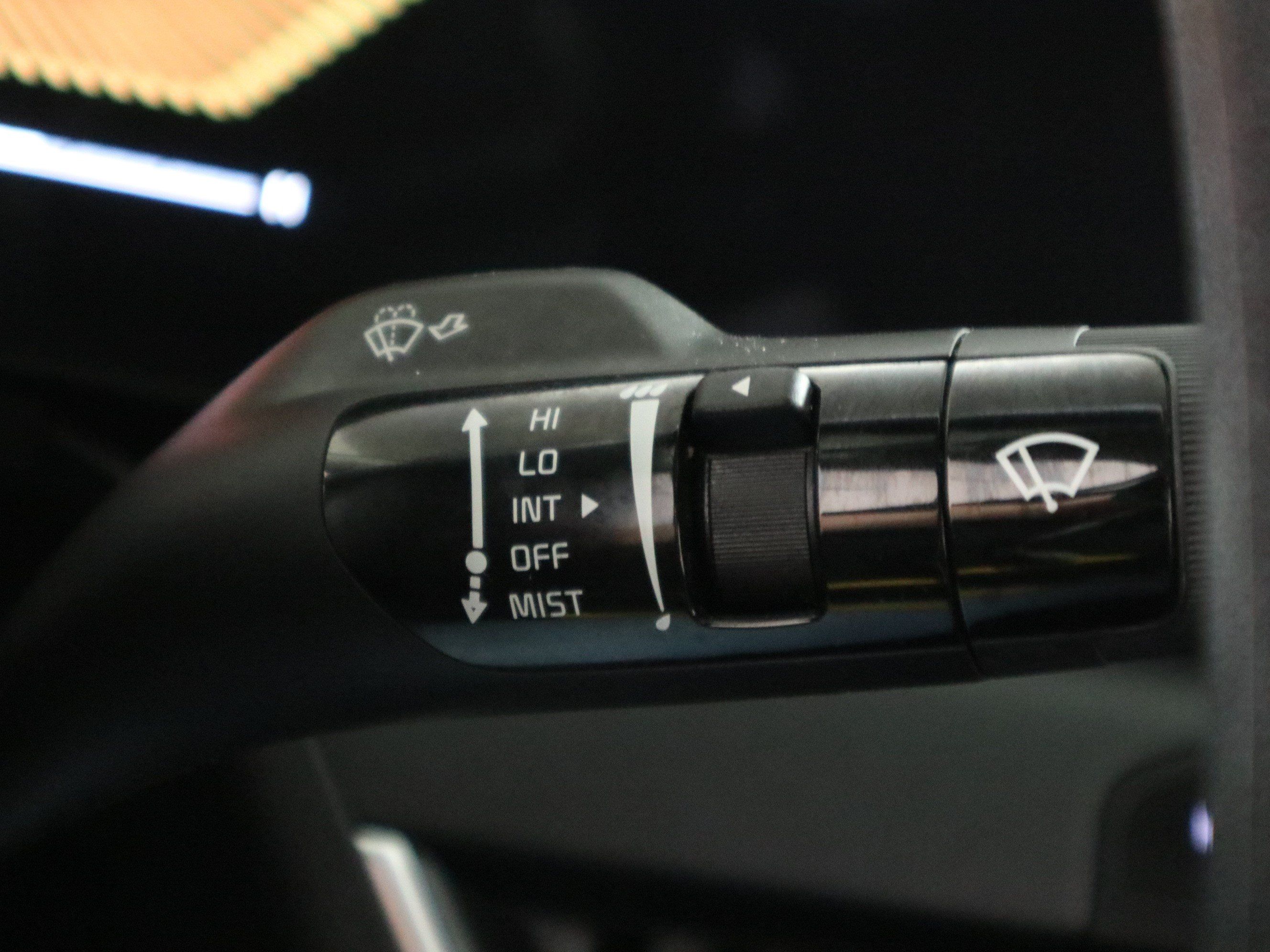 Used 2025 Kia K4 FWD image 30