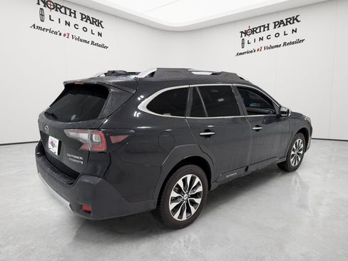 Used 2025 Subaru Outback Touring XT AWD/4WD image 5
