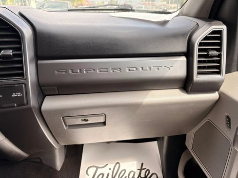 Used 2019 Ford F250 XLT w/ XLT Value Package AWD/4WD image 21