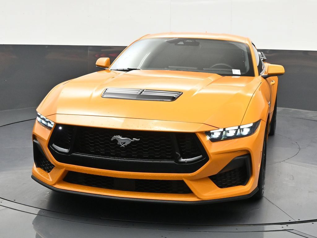 Used 2026 Ford Mustang GT Premium RWD image 9
