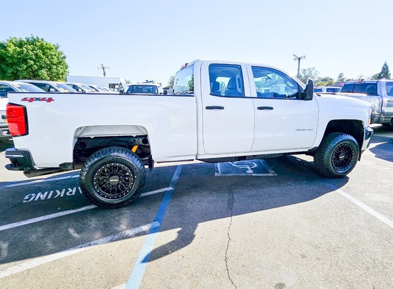 Used 2017 Chevrolet Silverado 2500 W/T AWD/4WD image 8