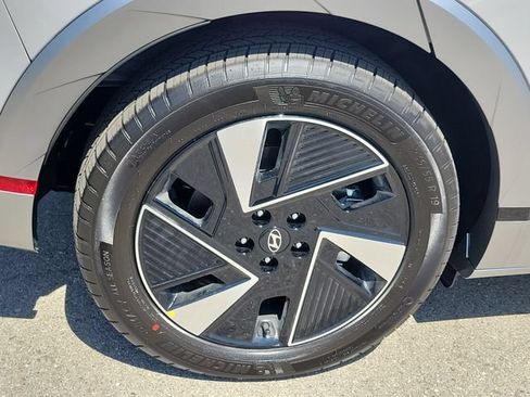 New 2027 Hyundai Ioniq 5 Limited RWD image 33