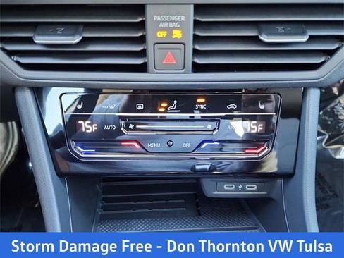 New 2026 Volkswagen Jetta SE FWD image 19
