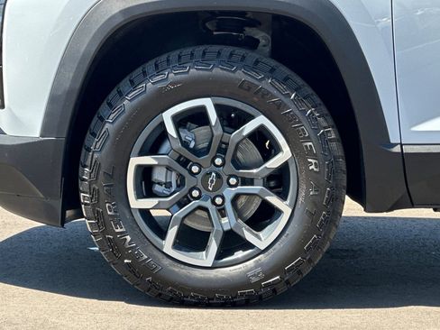 New 2026 Chevrolet Equinox ACTIV AWD/4WD image 26