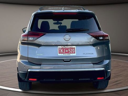 Certified 2025 Nissan Rogue Platinum w/ Platinum Premium Package FWD image 4
