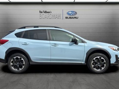 Used 2023 Subaru Crosstrek 2.0i image 3