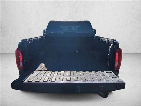 Used 2021 GMC Sierra 3500 Denali w/ Denali Ultimate Package image 6