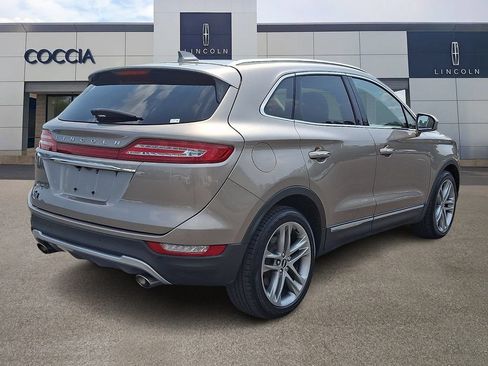 Certified 2019 Lincoln MKC Reserve w/ MKC Climate Package AWD/4WD image 4