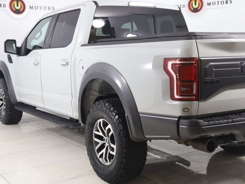 Used 2017 Ford F150 Raptor w/ Equipment Group 802A Luxury AWD/4WD image 27