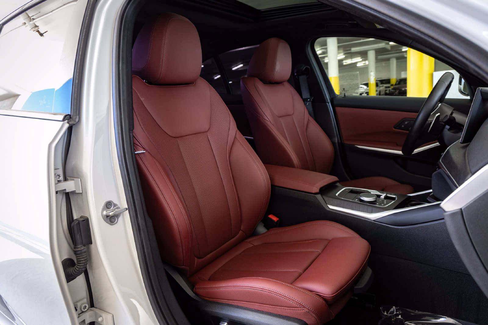 Used 2024 BMW M340i w/ Premium Package RWD image 29