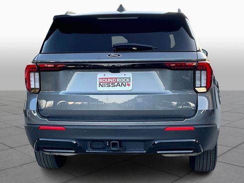 Used 2025 Ford Explorer ST-Line image 5