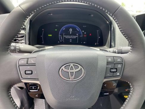 New 2026 Toyota Camry SE AWD/4WD image 11