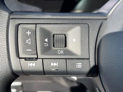 Used 2026 Nissan Kicks SV w/ Cold Weather Package image 11