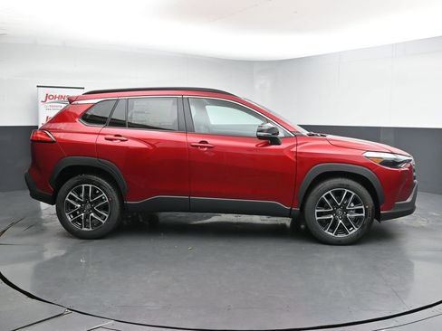 New 2026 Toyota Corolla Cross XLE image 9