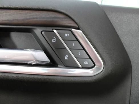 New 2026 GMC Sierra 1500 SLT w/ SLT Premium Plus Package image 15