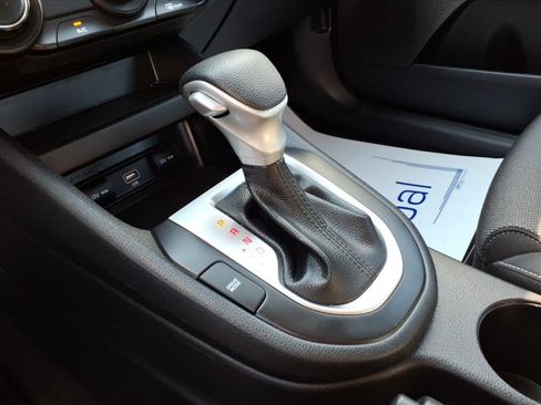 Used 2023 Kia Forte LXS w/ LXS Technology Package FWD image 18