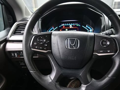 Used 2019 Honda Odyssey EX image 8