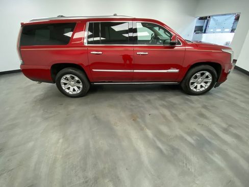 Used 2015 Cadillac Escalade ESV Premium AWD/4WD image 7