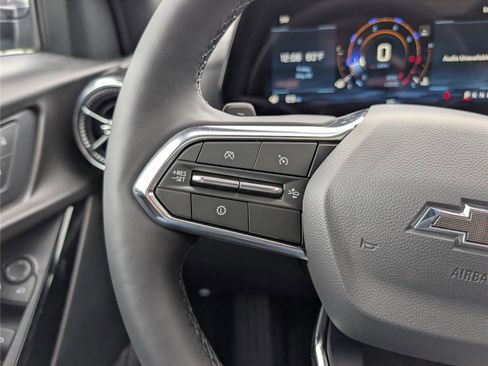 New 2026 Chevrolet Equinox LT w/ Midnight Edition FWD image 18