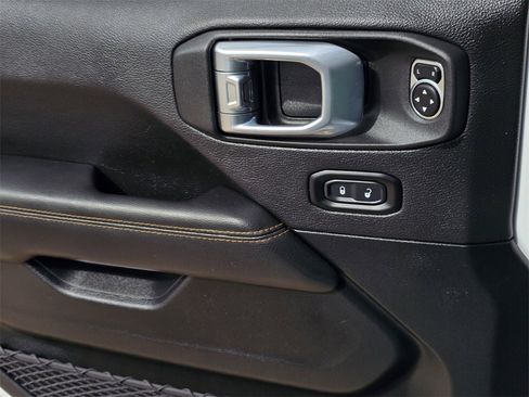 Used 2021 Jeep Wrangler Unlimited Sahara image 17