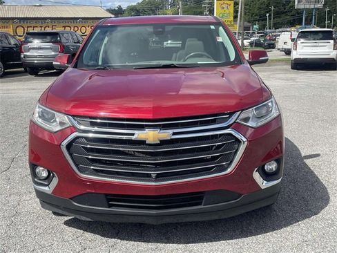 Used 2021 Chevrolet Traverse LT w/ LT Premium Package image 10