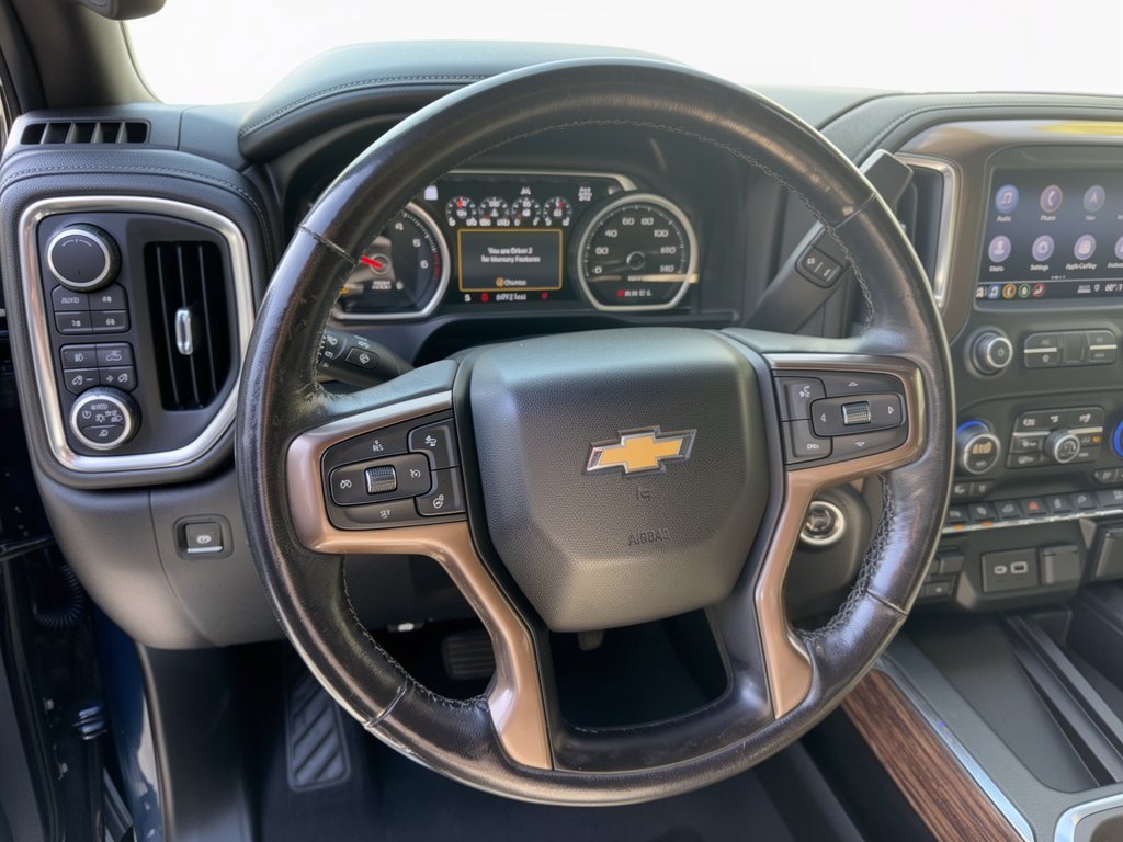 Used 2019 Chevrolet Silverado 1500 High Country w/ Technology Package AWD/4WD image 10