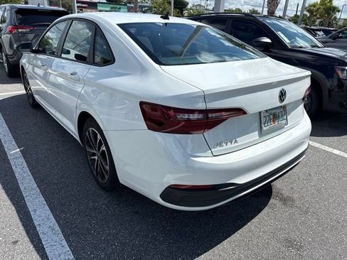 Used 2024 Volkswagen Jetta Sport FWD image 20