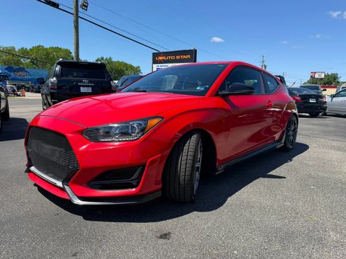 Used 2020 Hyundai Veloster N w/ Performance Package FWD image 7