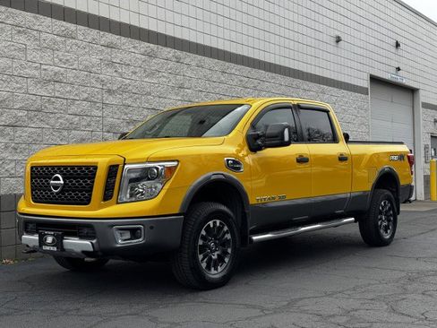 Used 2016 Nissan Titan PRO-4X w/ Pro-4x Convenience Package image 1