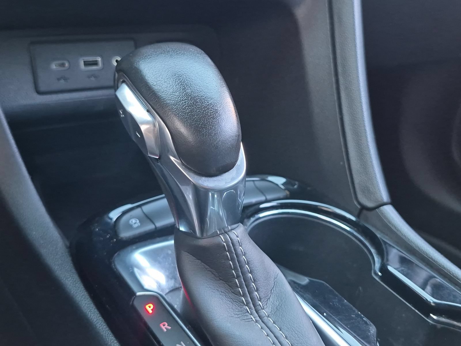 Used 2021 Buick Encore GX Select FWD image 31