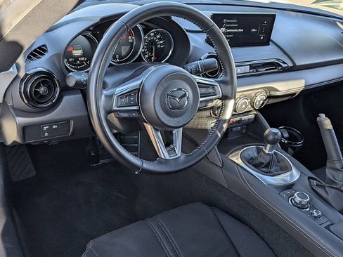 Certified 2025 MAZDA MX-5 Miata Club image 24