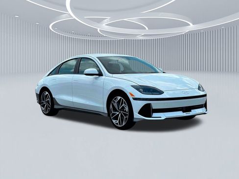 New 2025 Hyundai Ioniq 6 SEL image 11
