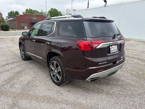 Used 2018 GMC Acadia Denali w/ Technology Package AWD/4WD image 5