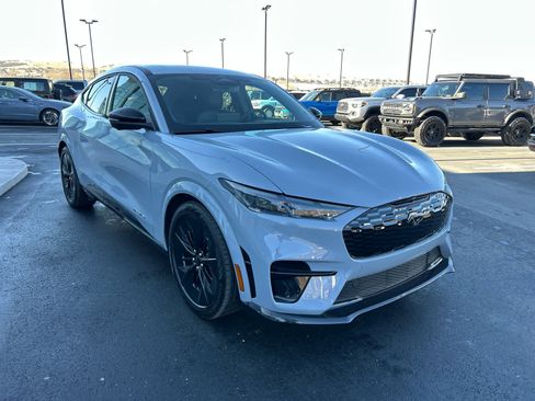 Used 2025 Ford Mustang Mach-E GT image 4