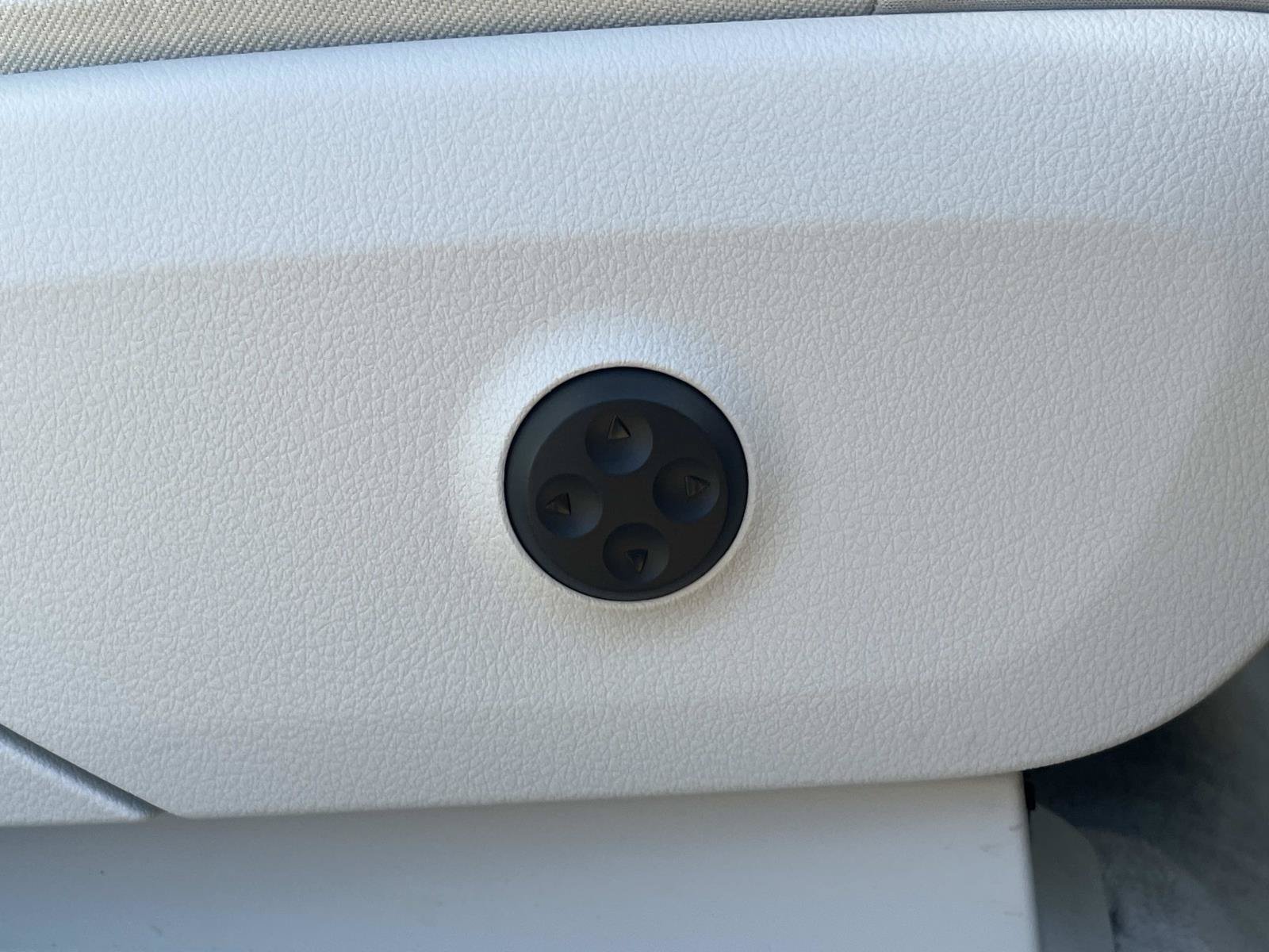 Certified 2023 Mercedes-Benz EQE 350+ SUV image 23