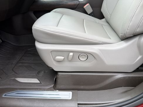 New 2026 GMC Sierra 1500 SLT w/ SLT Premium Plus Package image 16