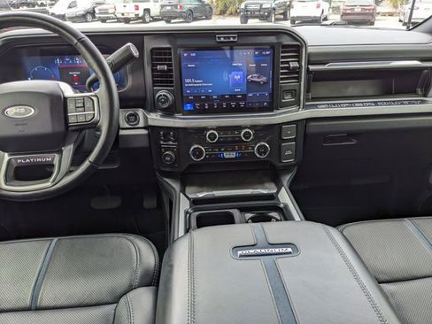 Certified 2025 Ford F450 Platinum w/ FX4 Off-Road Package AWD/4WD image 17