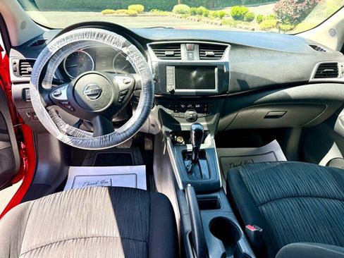 Used 2019 Nissan Sentra SV FWD image 8