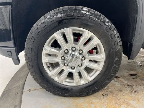 Used 2020 GMC Sierra 2500 Denali w/ Denali Ultimate Package image 28