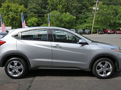 Used 2020 Honda HR-V LX image 7