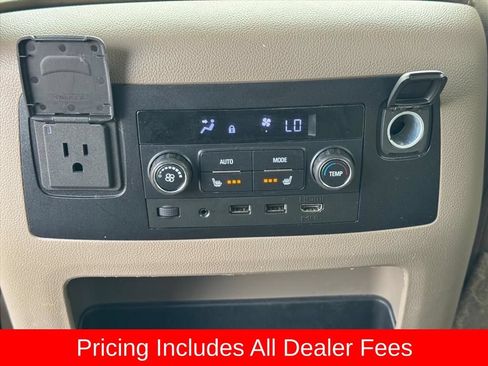 Used 2019 GMC Yukon SLT w/ Premium Edition AWD/4WD image 14